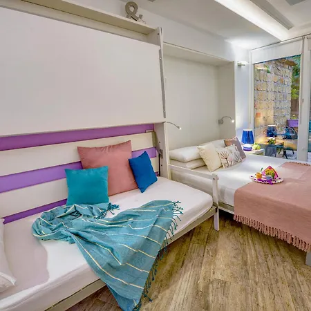 The Trendiest House Just Few Steps From The Colosseum Apartment *