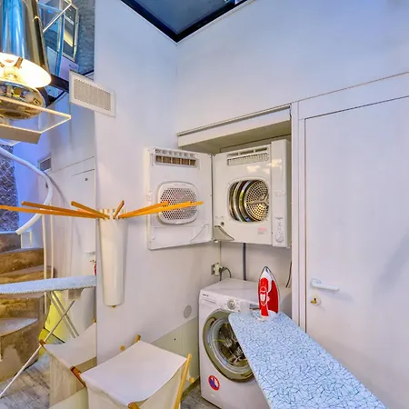 The Trendiest House Just Few Steps From The Colosseum Apartment